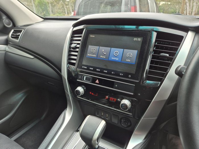 2021 Mitsubishi Pajero Sport GLX