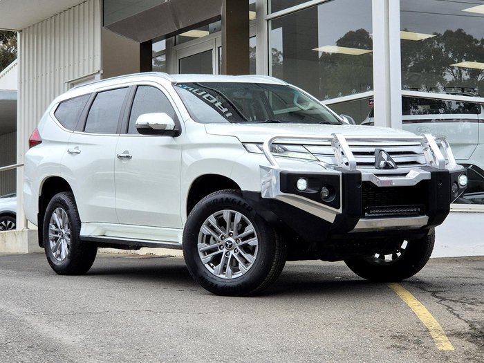 2021 Mitsubishi Pajero Sport GLX