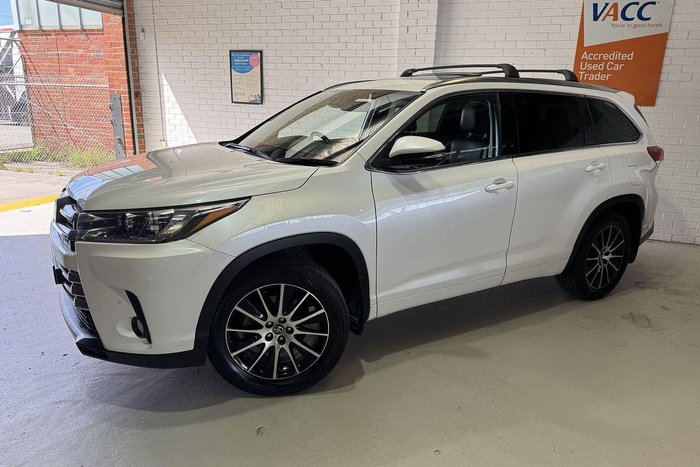 2017 Toyota Kluger Grande GSU50R White Pearl