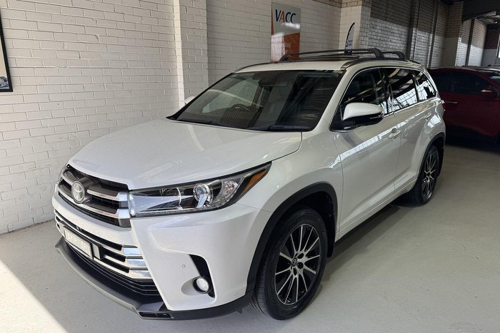 2017 Toyota Kluger Grande GSU50R White Pearl