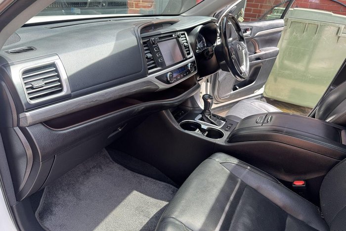 2017 Toyota Kluger Grande GSU50R White Pearl