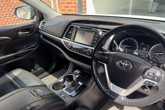 2017 Toyota Kluger Grande GSU50R White Pearl