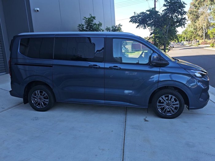 2025 Ford Tourneo Titanium X