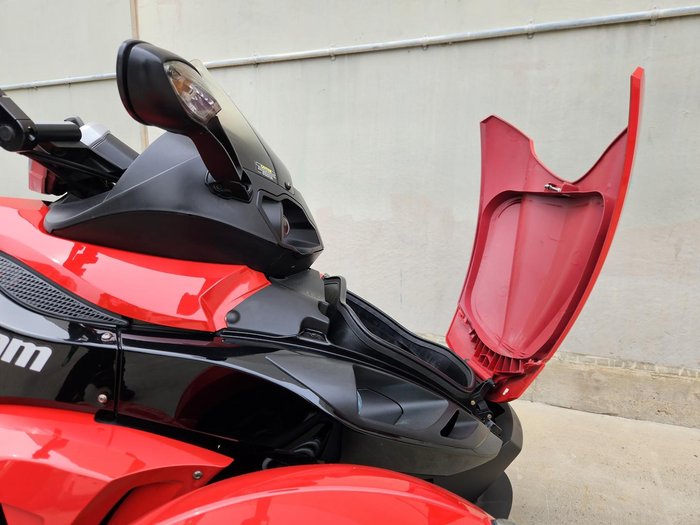 2008 Can-Am Spyder GS SE5 Spyder GS Red