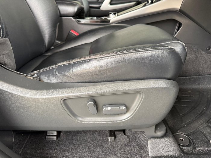 2017 Mitsubishi Pajero Sport Exceed