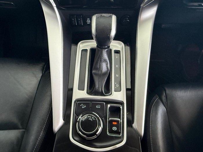 2017 Mitsubishi Pajero Sport Exceed