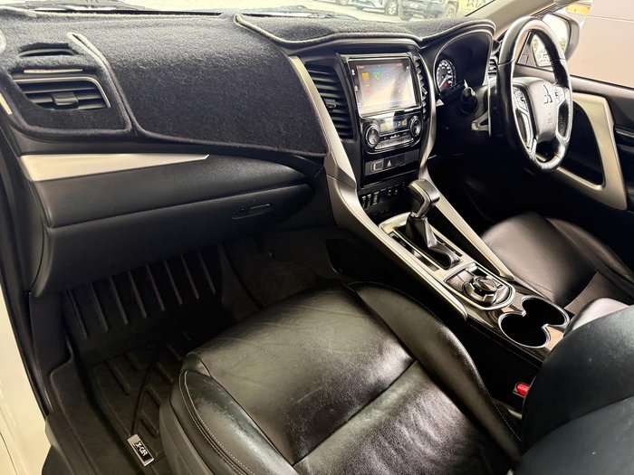 2017 Mitsubishi Pajero Sport Exceed