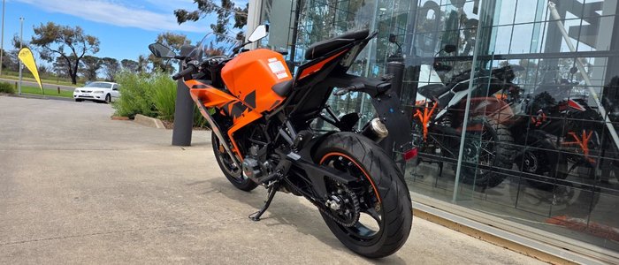 2023 Ktm RC 390 ORANGE