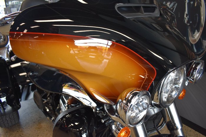 2024 Harley-davidson FLHTCUTG TRI GLIDE U/CLC 114 TABACCO FADE