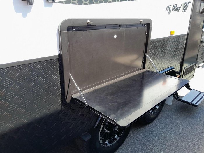 2025 Design RV Forerunner V5-2 20'6