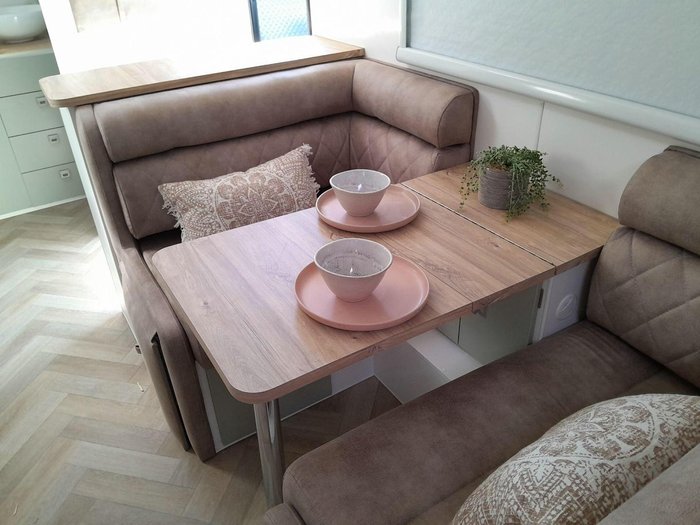 2025 Design RV Forerunner V5-2 20'6