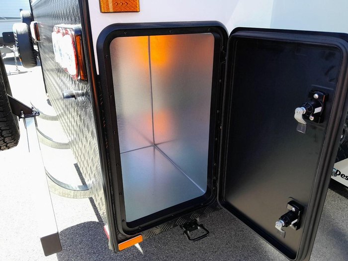 2025 Design RV Forerunner V5-2 20'6