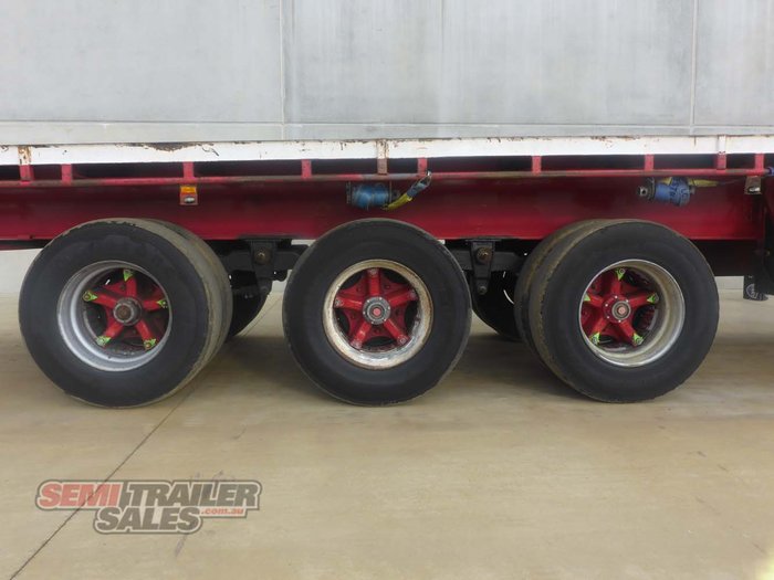 1999 Southern Cross 48FT Flat Top