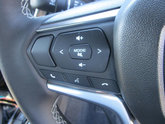 2025 Isuzu D-MAX LS-U