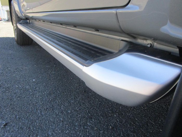 2025 Isuzu D-MAX LS-U