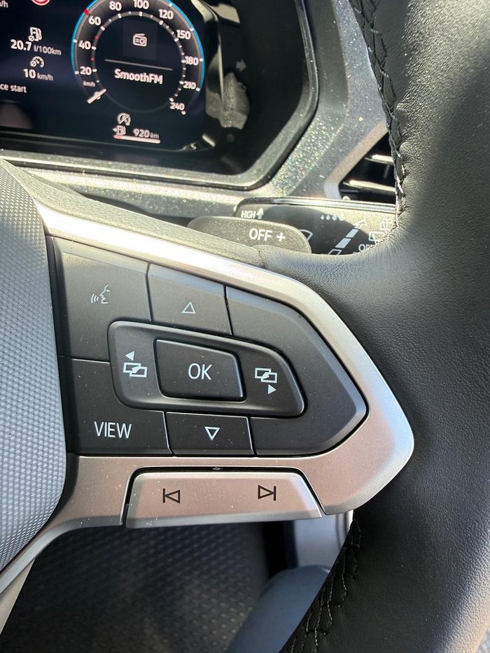 2025 Volkswagen Caddy TSI220