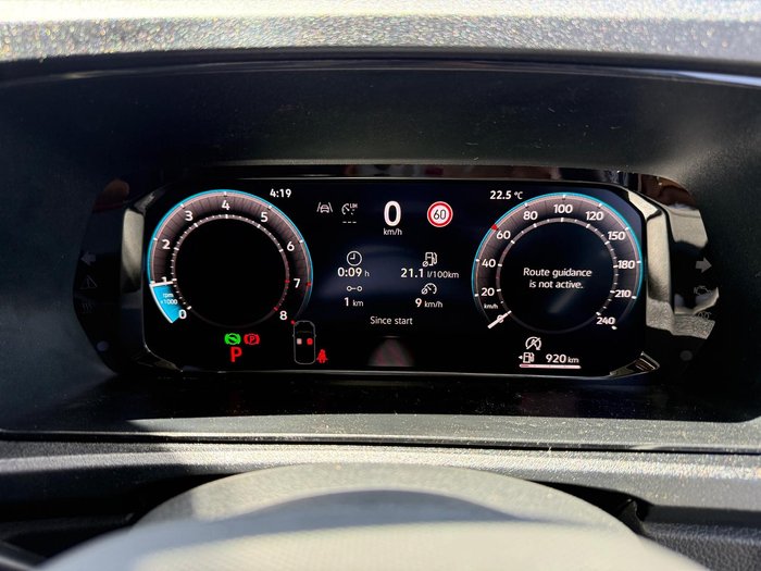 2025 Volkswagen Caddy TSI220