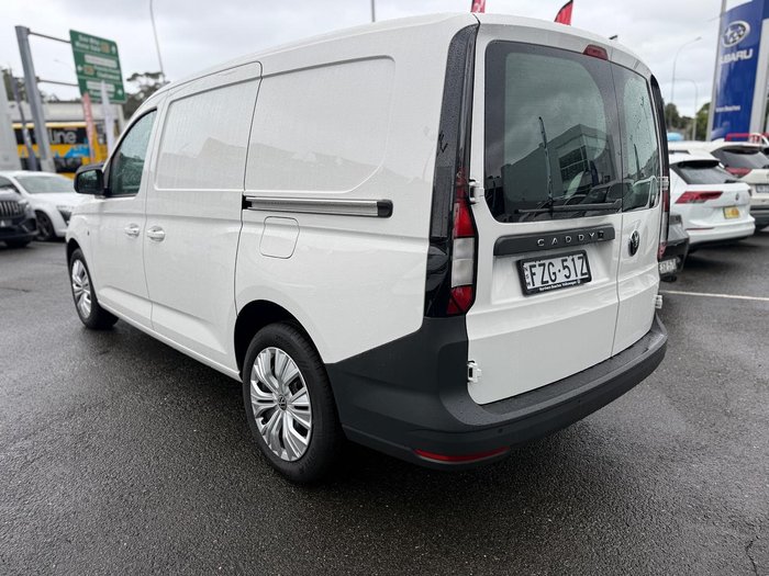 2025 Volkswagen Caddy TSI220