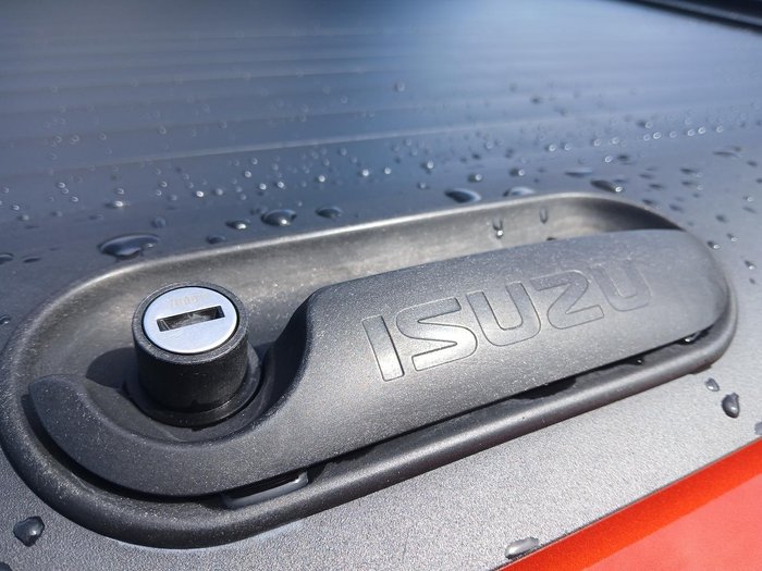 2023 Isuzu D-MAX X-TERRAIN