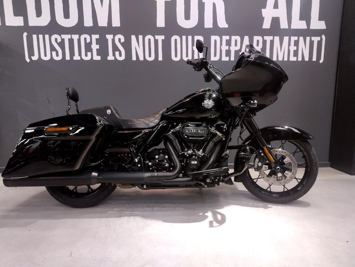 2023 Harley-Davidson Road Glide Special 114 (FLTRXS) Touring Black