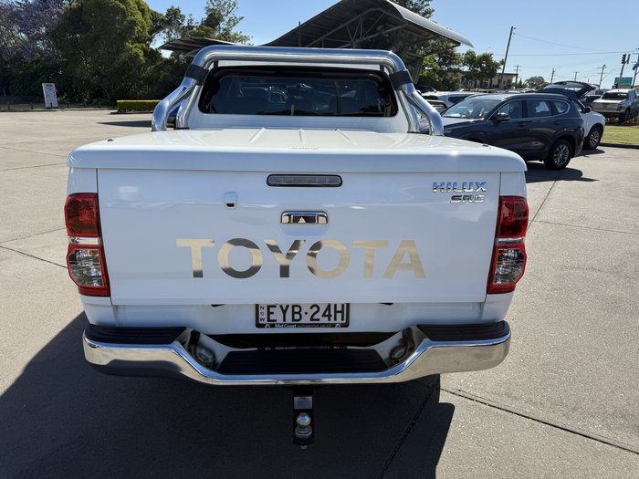 2015 Toyota Hilux
