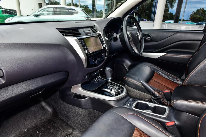 2020 Nissan Navara N-TREK