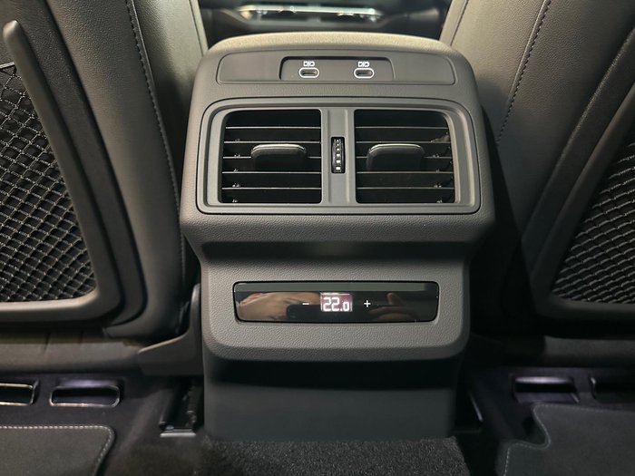 2025 Audi Q5 TFSI 150kW