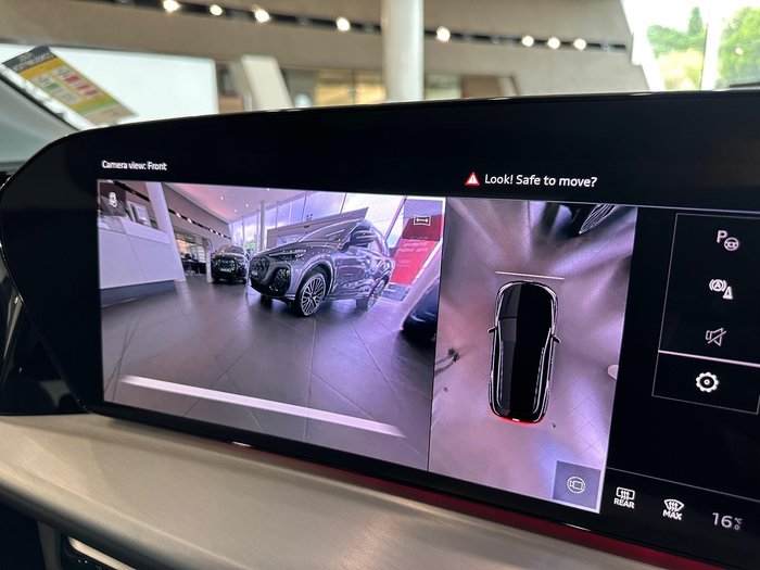 2025 Audi Q5 TFSI 150kW