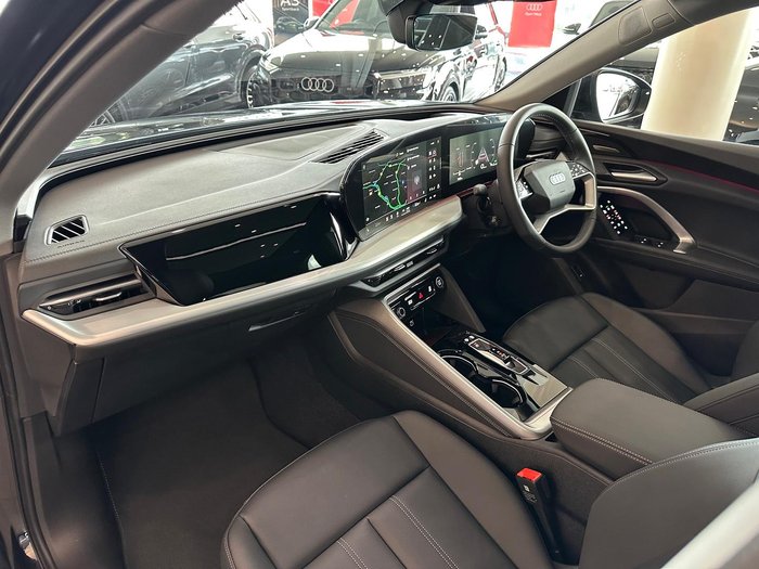 2025 Audi Q5 TFSI 150kW