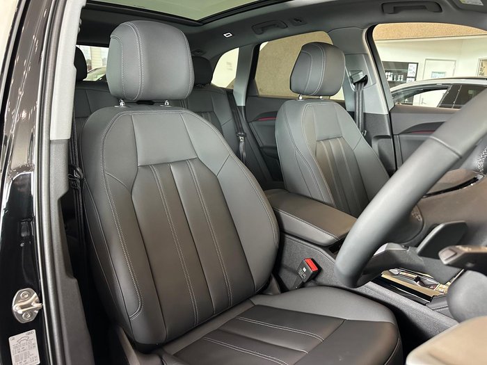 2025 Audi Q5 TFSI 150kW