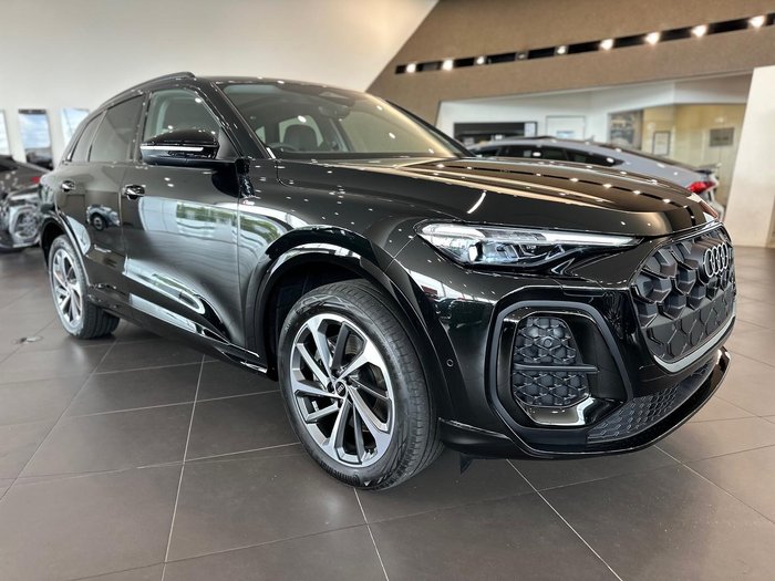 2025 Audi Q5 TFSI 150kW