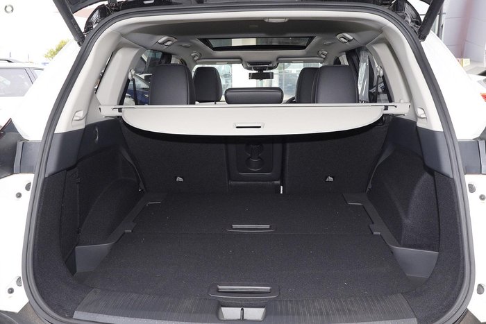 2025 Nissan X-TRAIL Ti e-POWER T33 MY25 Four Wheel Drive Ivory Pearl / Black Roof