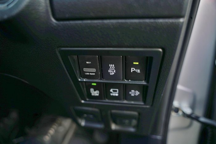 2023 Toyota Hilux Rogue