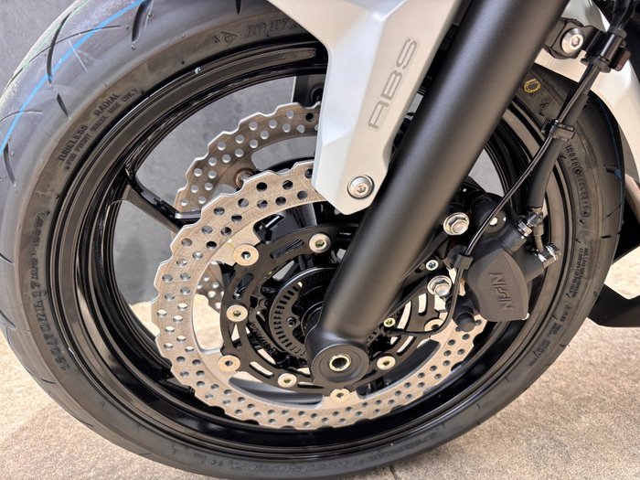 2026 Kawasaki 2026 Kawasaki 650CC NINJA 650 LAMS GREY