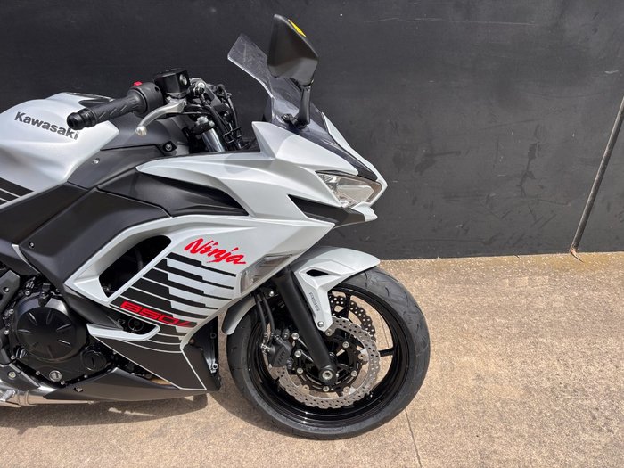 2026 Kawasaki 2026 Kawasaki 650CC NINJA 650 LAMS GREY