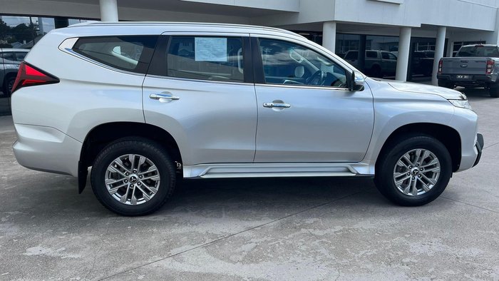 2021 Mitsubishi Pajero Sport GLX