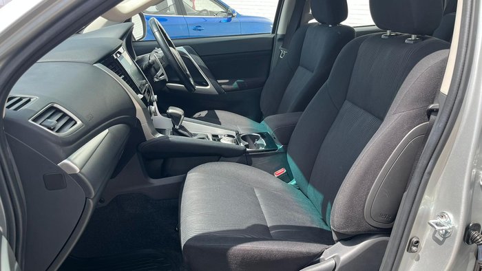 2021 Mitsubishi Pajero Sport GLX