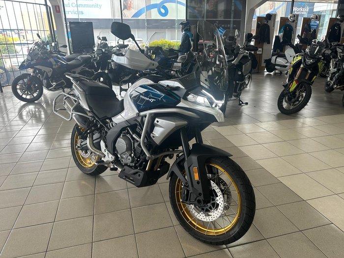 2025 CFMOTO 700MT MT White