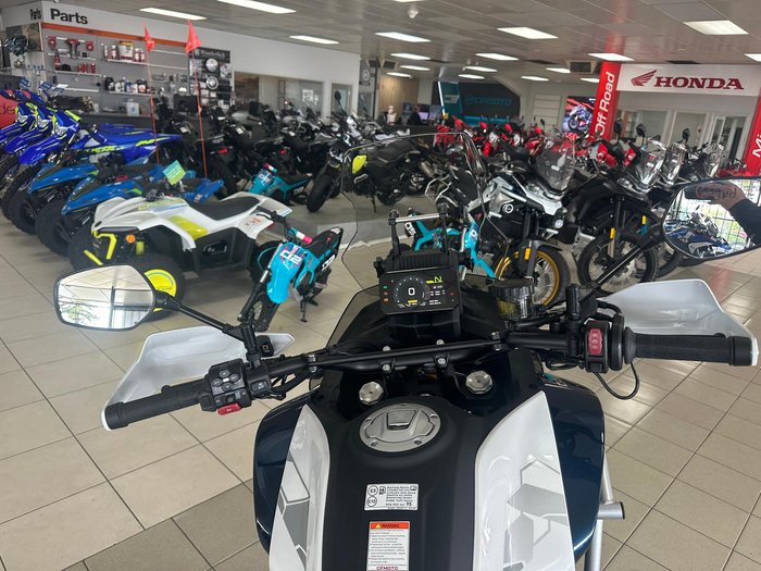 2025 CFMOTO 700MT MT White