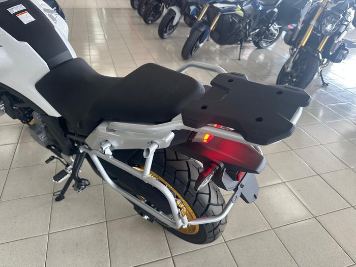 2025 CFMOTO 700MT MT White