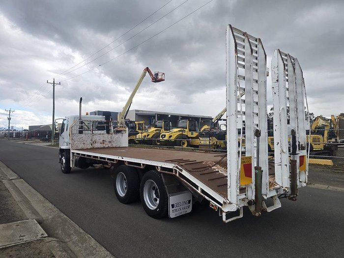 2004 Mitsubishi Beavertail