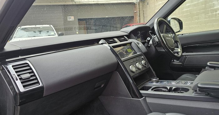 2019 Land Rover Discovery SD6 SE Series 5 MY19 4X4 Dual Range Fuji White