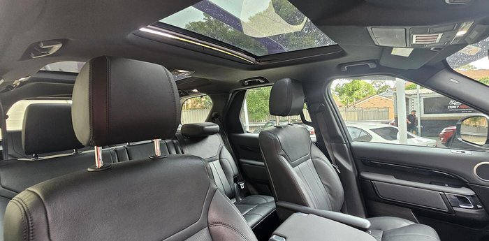 2019 Land Rover Discovery SD6 SE Series 5 MY19 4X4 Dual Range Fuji White