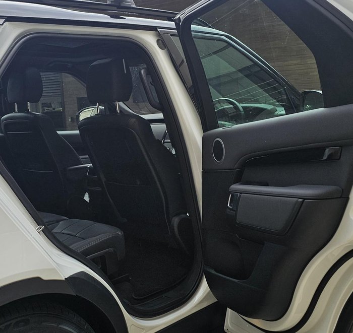 2019 Land Rover Discovery SD6 SE Series 5 MY19 4X4 Dual Range Fuji White