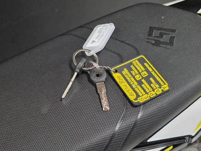 2024 Sur-ron ULTRA BEE R Black