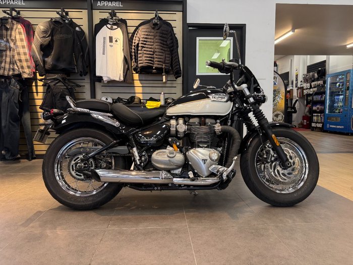 2021 Triumph BONNEVILLE SPEEDMASTER Black