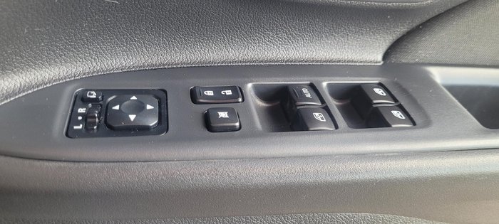 2016 Mitsubishi Outlander LS