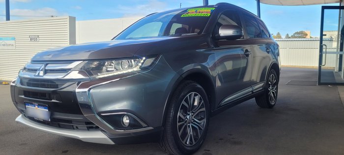 2016 Mitsubishi Outlander LS