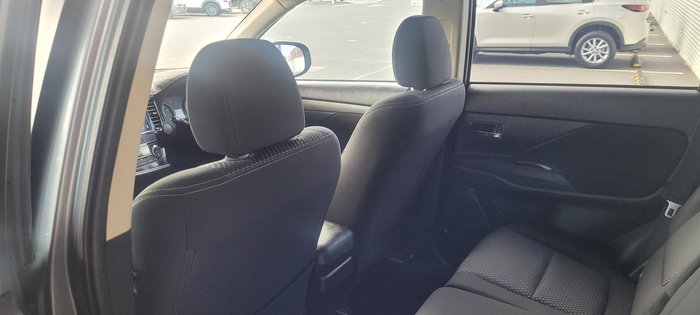 2016 Mitsubishi Outlander LS