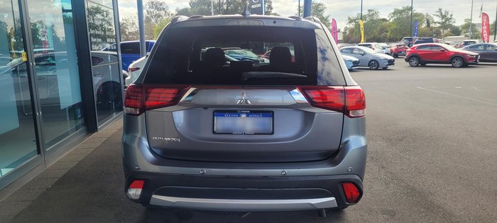 2016 Mitsubishi Outlander LS